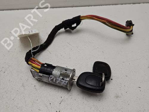 Used Ignition barrel Ignition barrel RENAULT CLIO II (BB_, CB_) 1.2 (BB0A, BB0F, BB10, BB1K, BB28, BB2D, BB2H, CB0A,... (58 hp) 40452511 40452511