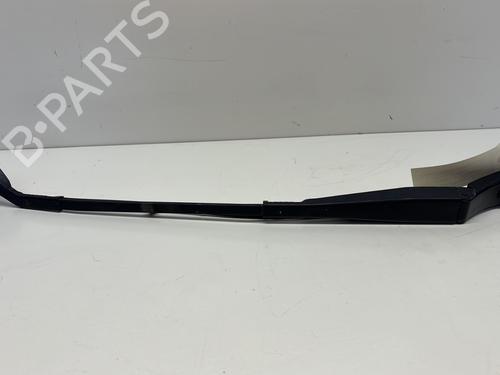 Used Front windshield wiper arm PEUGEOT 5008 II (MC_, MJ_, MR_, M4_) 2.0 BlueHDi 180 (MJEHZW, MJEHZR, MJEHZP) (177 hp) 29366767