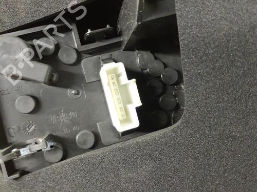 Used Left taillight PEUGEOT 407 (6D_) 1.6 HDi 110 (6D9HZC, 6D9HYC) (109 hp) 30658645