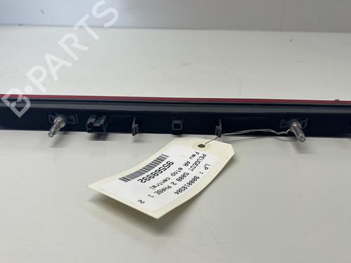 Used Third brake light Third brake light PEUGEOT 5008 II (MC_, MJ_, MR_, M4_) 2.0 BlueHDi 180 (MJEHZW, MJEHZR, MJEHZP) (177 hp) 29366772 29366772