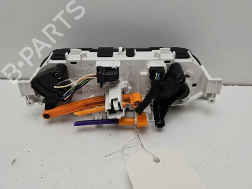 Used Climate control Climate control 30612205 30612205