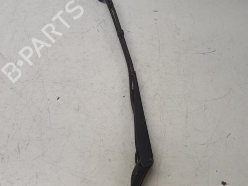 Used Front windshield wiper arm Front windshield wiper arm PEUGEOT 5008 II (MC_, MJ_, MR_, M4_) 1.5 BlueHDi 130 (MCYHZJ, MCYHZR, MCYHZX) (131 hp) 29363881 29363881