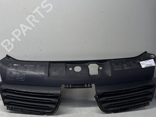 Grill RENAULT CLIO II (BB_, CB_) 1.5 dCi (B/CB07) 8200272056