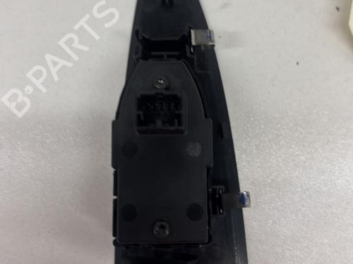 Right rear window switch ALFA ROMEO GIULIETTA (940_) 2.0 JTDM (940.FXL1A) | BP29365278I28 