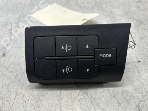 Used Headlight switch PEUGEOT BOXER Van 2.2 HDi 120 (120 hp) 29369661