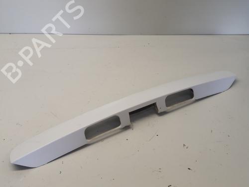 Used Rear center light PEUGEOT 5008 (0U_, 0E_) 1.6 HDi (112 hp) 29368869