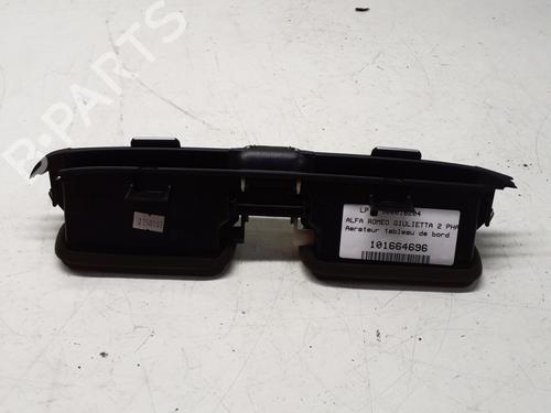 Used Air vent Air vent ALFA ROMEO GIULIETTA (940_) 1.6 JTDM (940FXD1A) (105 hp) 29366163 29366163