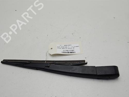 Used Rear windshield wiper arm KIA SPORTAGE IV (QL, QLE) 1.7 CRDi (141 hp) 30876048