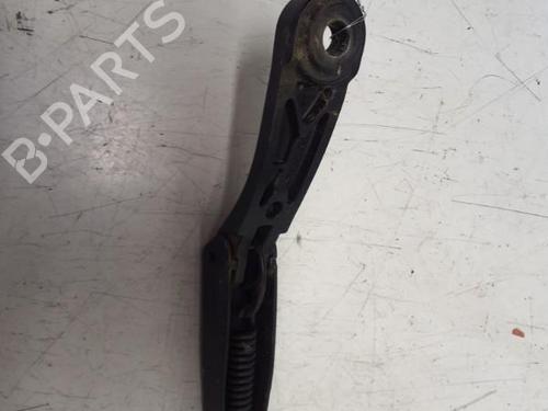 Used Front windshield wiper arm PEUGEOT 308 SW II (LC_, LJ_, LR_, LX_, L4_) 1.6 BlueHDi 120 (120 hp) 29370172