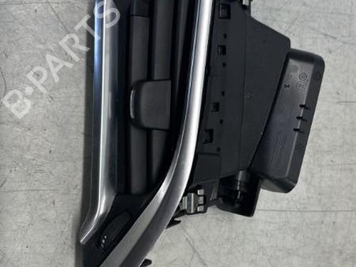 air-vent-peugeot-2008-i-cu_-2013-29367070 main image