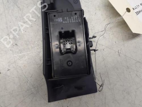 Used Right rear window switch OPEL ZAFIRA TOURER C (P12) 2.0 CDTi (75) (130 hp) 29369506