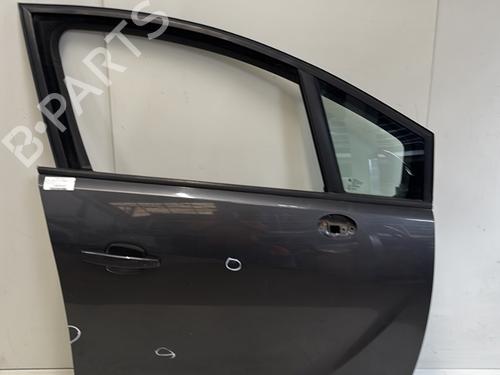 Used Right front door OPEL MERIVA B MPV (S10) 1.3 CDTI (75) (95 hp) 29363256