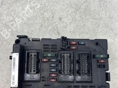Fuse box PEUGEOT 206 CC (2D) 1.6 16V (2DNFUF, 2DNFUR) | BP29364668E1 