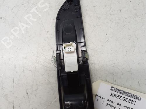 Right rear window switch PEUGEOT 5008 II (MC_, MJ_, MR_, M4_) 1.5 BlueHDi 130 (MCYHZJ, MCYHZR, MCYHZX) | BP29363865I28 