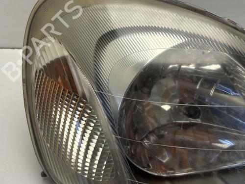 Right headlight TOYOTA YARIS (_P1_) 1.3 (NCP10, SCP12_) | BP29361785C29 