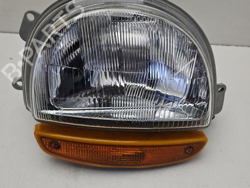 Used Right headlight RENAULT TWINGO I (C06_) 1.2 (C066, C068) (58 hp) 31847643