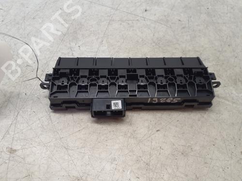 Warning switch RENAULT CLIO V (B7_) 1.6 E-TECH 140 (B7MU) | BP29367940I22 - Image 3