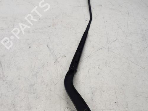 Used Front windshield wiper arm RENAULT TWINGO III (BCM_, BCA_) 0.9 TCe 90 (BCM9, BCM2) (90 hp) 29370051
