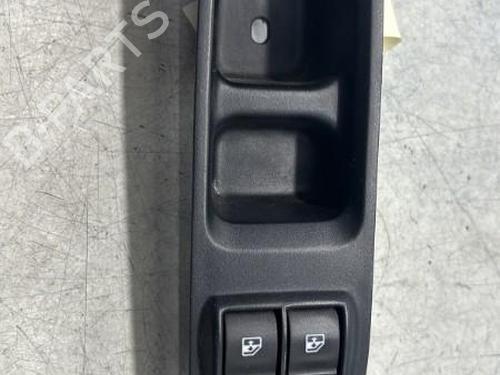 Used Left front window switch FIAT TIPO Saloon (356_, 357_) 1.3 D (356SXB1A, 356SXH1A, 356SXD1A) (95 hp) 29367328