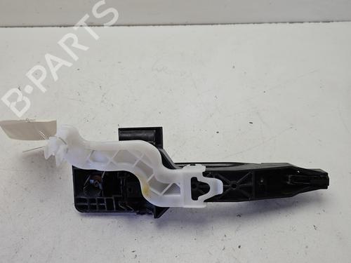 Used Rear right exterior door handle Rear right exterior door handle HYUNDAI i30 Estate (GD) 1.6 GDI (135 hp) 33631195 33631195