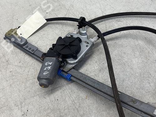 Rudehejsemekanisme Højre foran RENAULT LAGUNA II (BG0/1_) 1.8 16V (BG04, BG0B, BG0C, BG0V) | BP29365614C23 