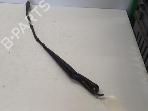 Used Front windshield wiper arm PEUGEOT 5008 II (MC_, MJ_, MR_, M4_) 1.5 BlueHDi 130 (MCYHZJ, MCYHZR, MCYHZX) (131 hp) 29363856