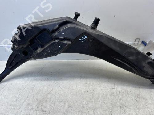 Used Windscreen washer tank PEUGEOT 308 II (LB_, LP_, LW_, LH_, L3_) 1.6 BlueHDi 120 (120 hp) 29369439