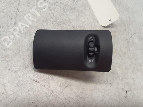 Used Headlight switch RENAULT KANGOO / GRAND KANGOO II (KW0/1_) 1.5 dCi 90 (KW05, KW08, KW0G, KW11) (90 hp) 29362228