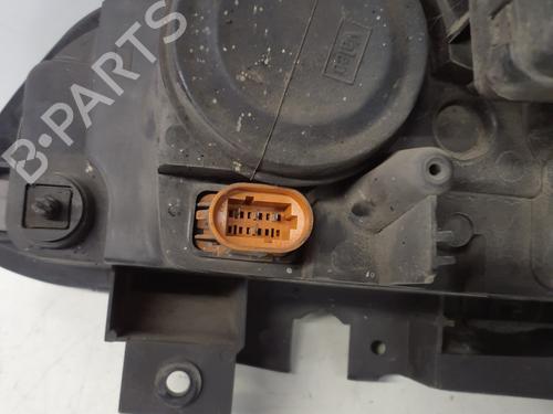 Right headlight RENAULT ESPACE III (JE0_) 2.2 dCi (JE0K) | BP29366522C29 