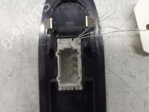 Used Right front window switch Right front window switch PEUGEOT 208 I (CA_, CC_) 1.2 VTI 82 (82 hp) 29366921 29366921