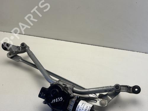 Used Front wiper motor RENAULT CAPTUR I (J5_, H5_) 1.2 TCe 120 (118 hp) 29411893