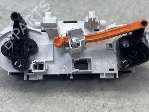 Climate control PEUGEOT 208 I (CA_, CC_) 1.2 VTI 82 | BP29363217I5 