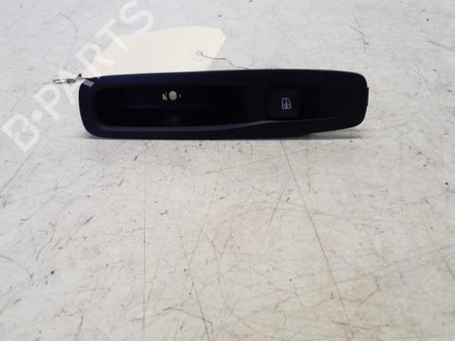 Used Right rear window switch RENAULT MEGANE IV Hatchback (B9A/M/N_) 1.5 dCi 110 (B9A3) (110 hp) 29369609