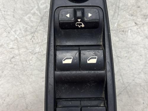 Used Left front window switch Left front window switch CITROËN C4 Grand Picasso I (UA_) 1.6 HDi (109 hp) 29365565 29365565
