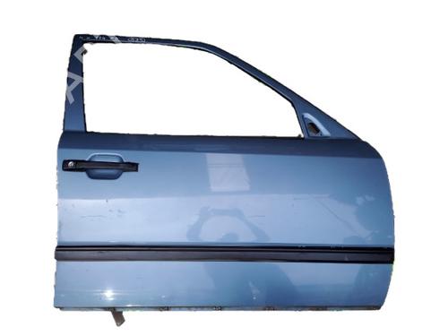 Used Right front door MERCEDES-BENZ E-CLASS (W124) E 200 D (124.120) (75 hp) 29767713