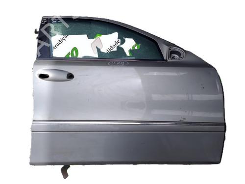 Dør høyre foran MERCEDES-BENZ E-CLASS (W211) E 200 CDI (211.004) (102 hp) 29767759