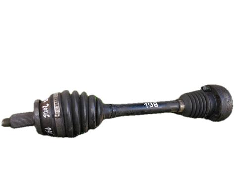 Used Left front driveshaft VW POLO IV (9N_, 9A_) 1.4 TDI (70 hp) 29767952