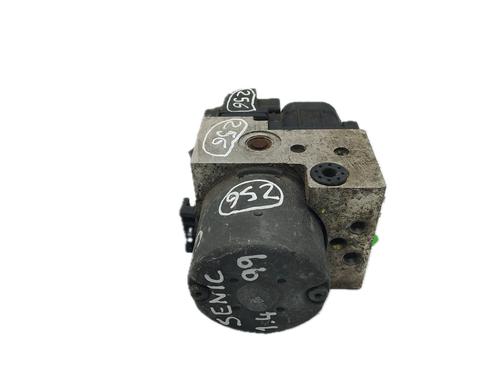 Used ABS pump RENAULT MEGANE Scenic (JA0/1_) 1.4 i (JA0E) (75 hp) 29768678