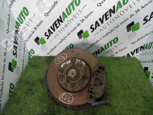 Fusee links voor BMW 3 (E46) 320 d (150 hp) 29769040