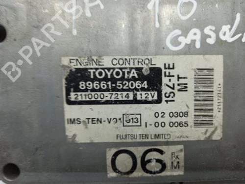 Engine control unit (ECU) TOYOTA YARIS (_P1_) 1.0 (SCP10_, SCP10R) | BP29769351M57