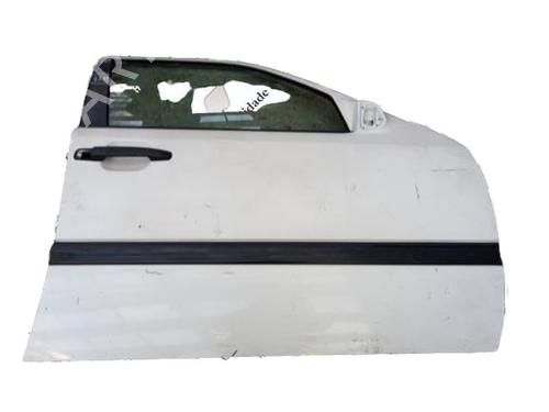 Puerta delantera derecha MERCEDES-BENZ C-CLASS (W202) C 180 (202.018) (122 hp) 29769404
