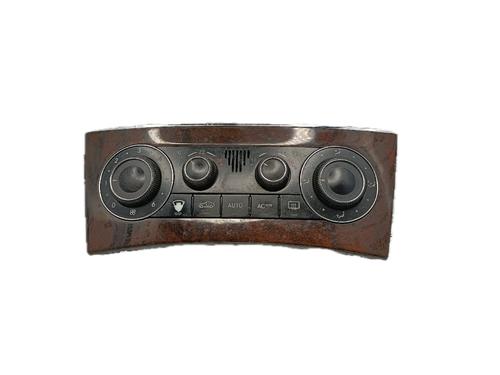 Used Climate control MERCEDES-BENZ C-CLASS (W203) C 220 CDI (203.006, 203.008) (143 hp) 29771012