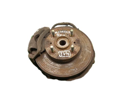 Left front steering knuckle MITSUBISHI CARISMA (DA_) 1.6 (DA1A) | BP29771021M25 