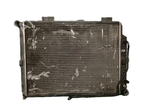 Used Water radiator MERCEDES-BENZ E-CLASS (W210) E 250 D (210.010) (113 hp) 29771215