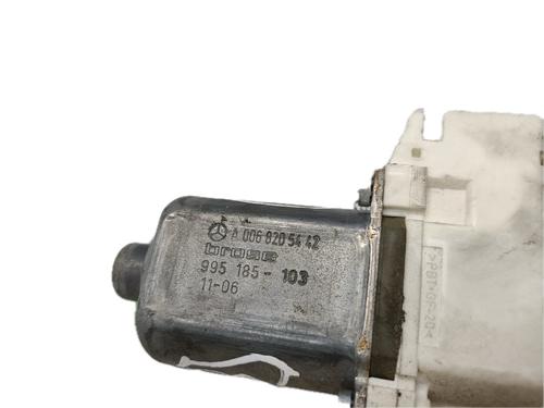 Left front window motor MERCEDES-BENZ SPRINTER 3,5-t Van (B906) 311 CDI (906.631, 906.633, 906.635, 906.637) | BP29772370E21