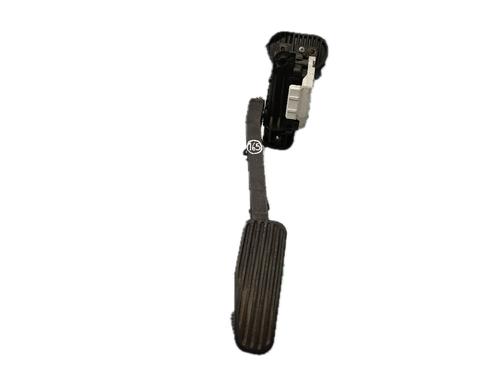 Used Pedal VOLVO V70 II (285) 2.4 (140 hp) 29772395