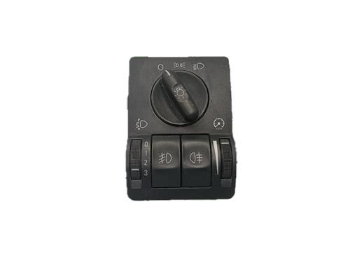 Used Headlight switch OPEL CORSA C (X01) 1.2 (F08, F68) (75 hp) 29772571