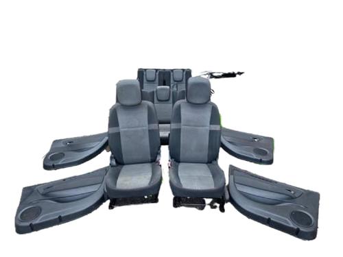 Used Seats set RENAULT SCÉNIC III (JZ0/1_) 1.2 TCe (131 hp) 29773268