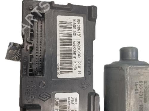 Left front window motor RENAULT SCÉNIC III (JZ0/1_) 1.6 dCi (JZ00, JZ12) | BP29773402E21