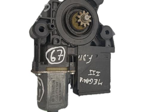 Used Right front window motor RENAULT MEGANE III Hatchback (BZ0/1_, B3_) 1.5 dCi (106 hp) 29773431